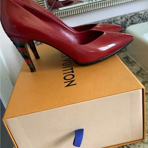 LOUIS VUITTON stiletto heel shoes - Picture 3 of 8